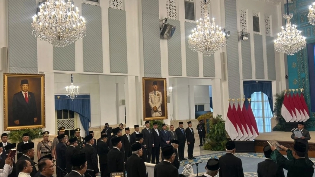 Prabowo Lantik 26 Anggota Wantimpres, Ada Gus Yahya hingga Rocky Gerung 