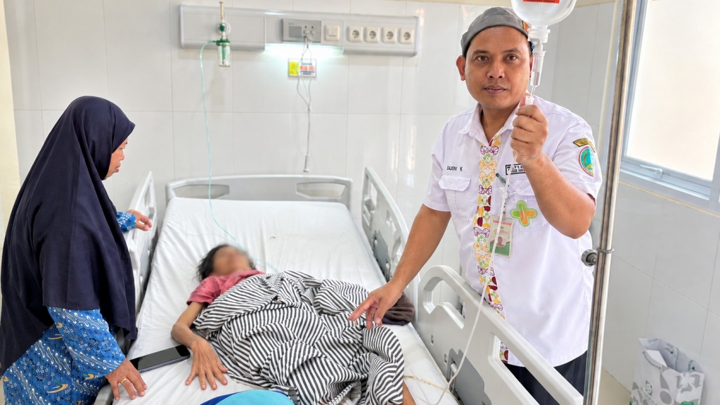 Ibu Alami Stroke, Siti Tenang karena Terlindungi JKN