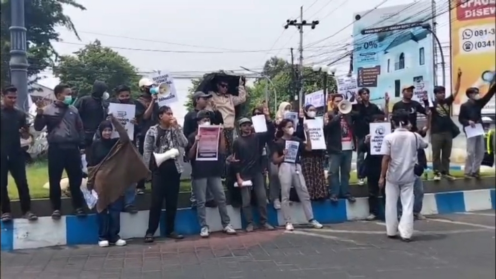Hari Sumpah Pemuda, Mahasiswa dan Petani Akar Runjam Pasuruan Kritisi Kebijakan Pemerintah 