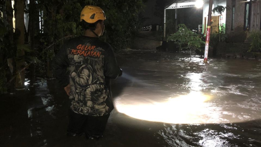 Sejumlah Wilayah di Pasuruan Banjir, Ada yang Capai 1 Meter
