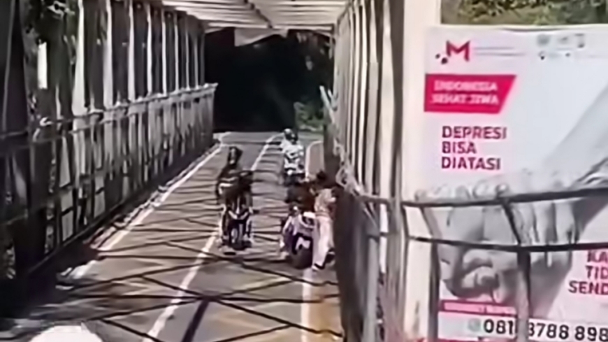 Pria Asal Kota Batu Diduga Hendak Bunuh Diri di Jembatan Cangar