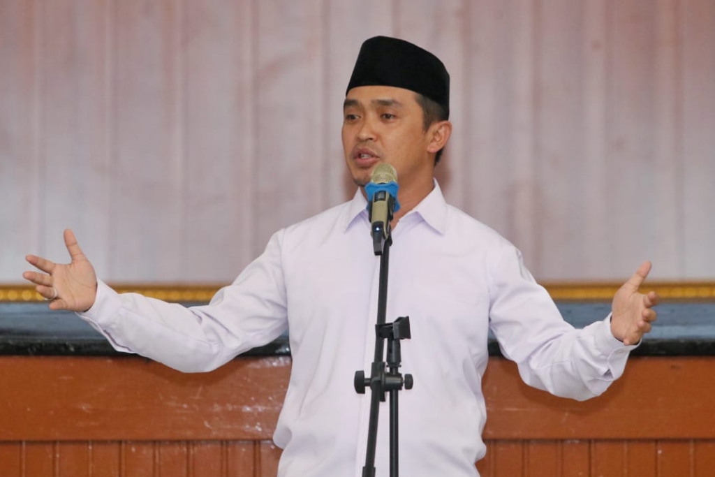 Adi Wibowo Janji Naikkan Insentif Ketua RT dan RW se-Kota Pasuruan
