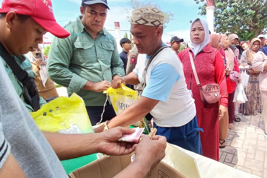 Pemprov Jatim Gelar Pasar Murah saat Ramadan