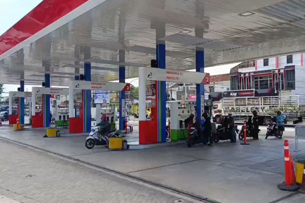 Harga BBM Nonsubsidi Pertamina Turun per 1 Februari 2026