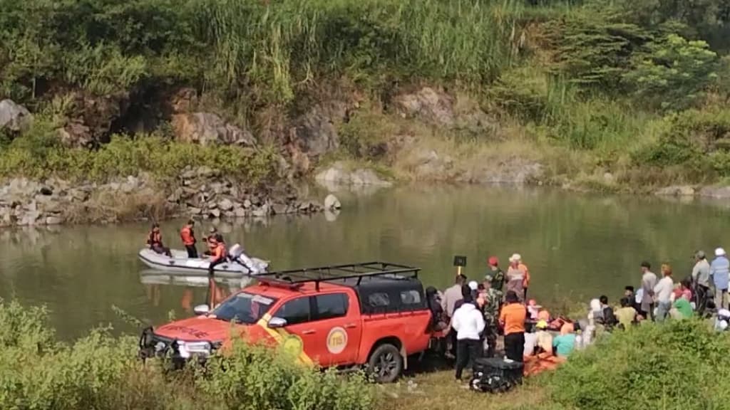 Bocah Pasuruan yang Tenggelam di Kubangan Bekas Galian C Ditemukan Tewas