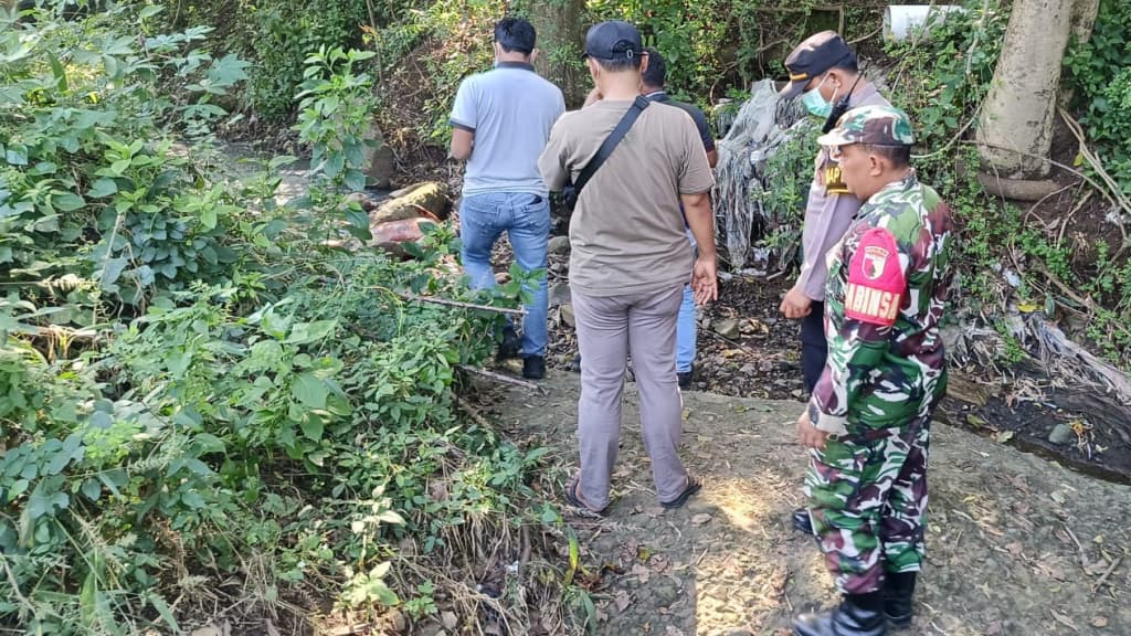Mayat Laki-laki Tanpa Busana Ditemukan di Tepi Sungai Wonorejo Pasuruan 