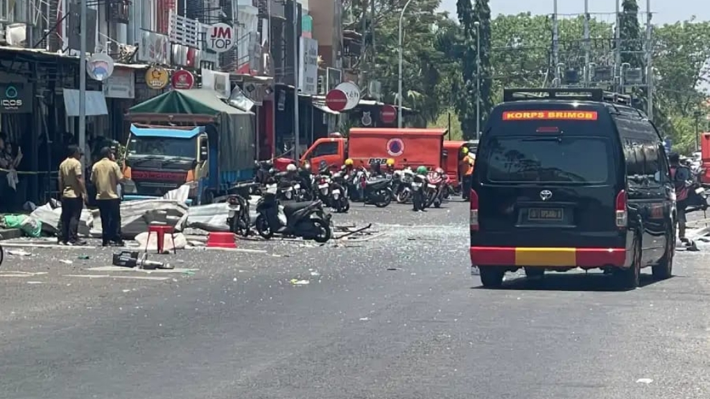Ledakan LPG 50 Kg di Surabaya Rusak 8 Kendaraan, 42 Ruko, 16 Rumah
