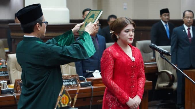 Jadi Anggota DPRD DIY Termuda, Cintya Amanda Resmi Dilantik Lewat Mekanisme PAW