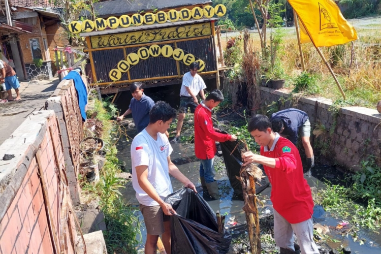 Melihat Keseruan Mahasiswa Lintas Perguruan Tinggi Jelang Festival Topeng Malang