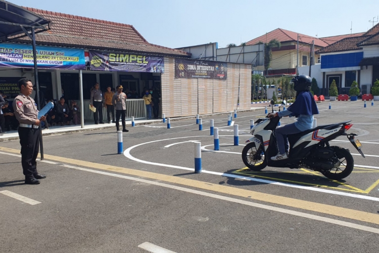 Jalur Angka Delapan Ujian SIM di Polres Pasuruan Resmi Dihapus