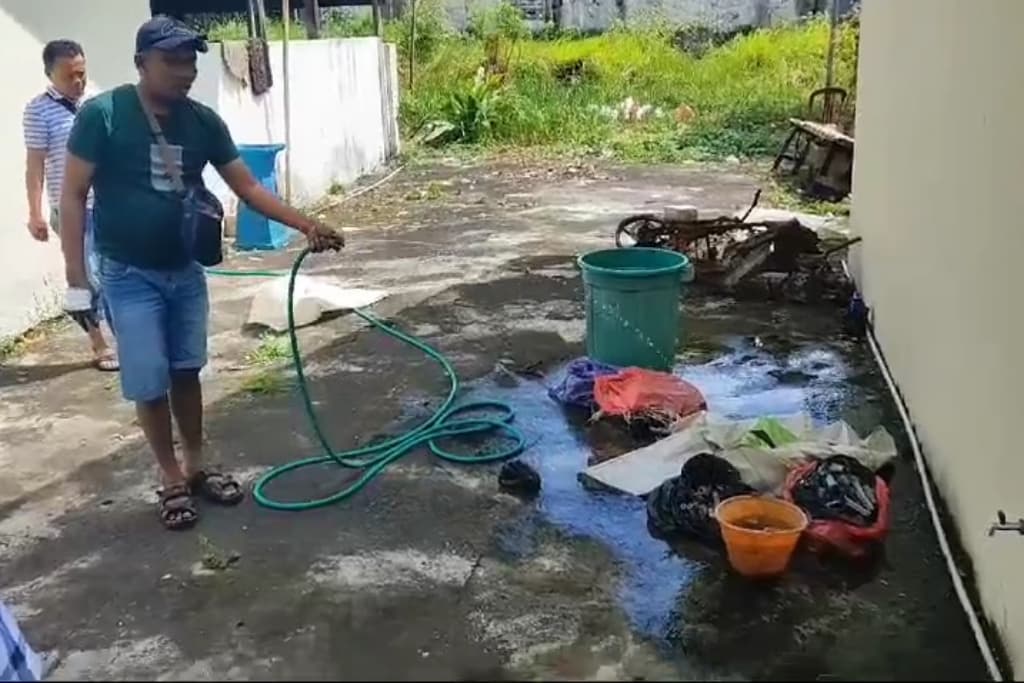 Polisi Grebek Rumah Kontrakan di Pasuruan, Temukan 4 Bondet dan Ratusan Petasan